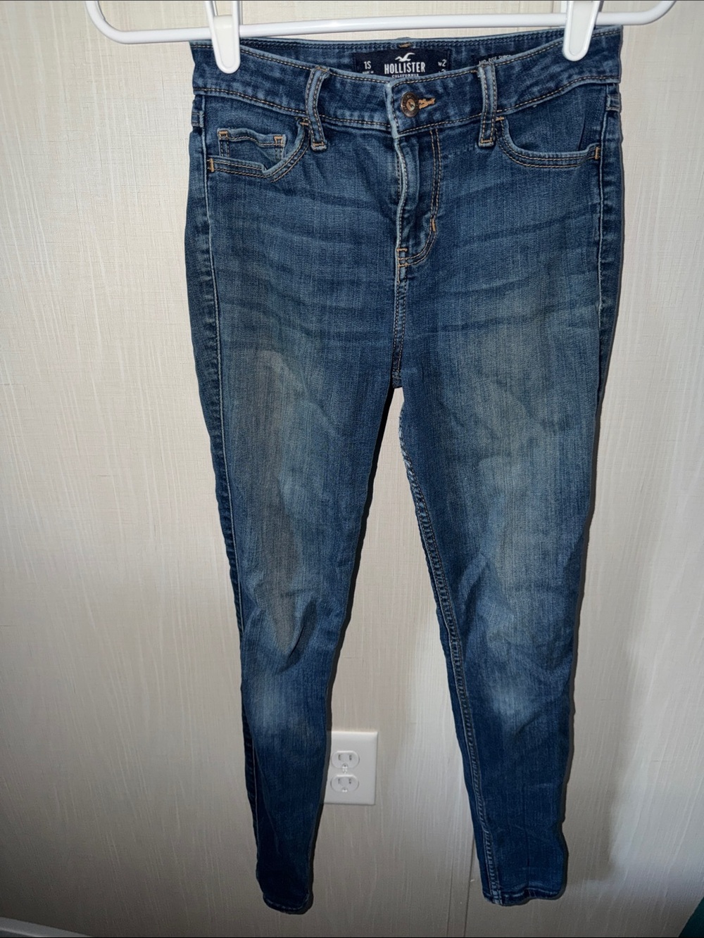 Hollister Women's Dark Blue Skinny Jeans